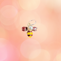Pearly Bee Skate Lace Charm